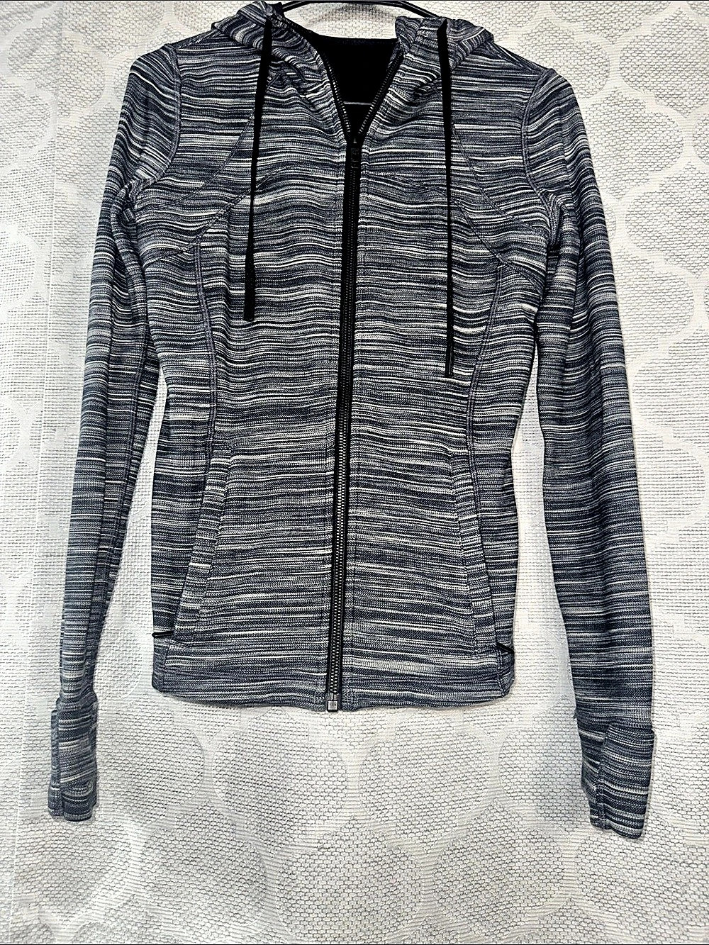 lululemon Define Jacket  Women's Gray & Black Striped Full-Zip Hoodie